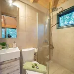 Regina -hidden Eden With Treehouse & Heated Pool