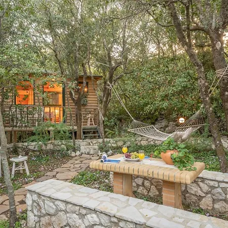 Hidden Eden With Treehouse&heated Pool