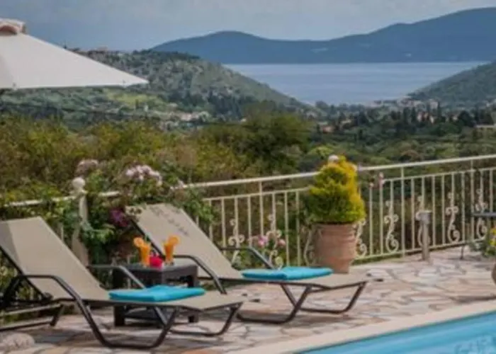 Regina -hidden Eden With Treehouse & Heated Pool Villa