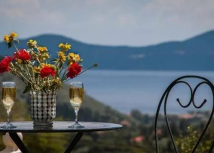 Regina -hidden Eden With Treehouse & Heated Pool * Agia Efimia