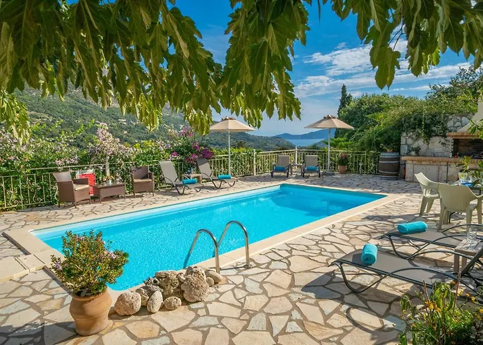 Regina -hidden Eden With Treehouse & Heated Pool Villa *