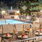 Regina -hidden Eden With Treehouse & Heated Pool Ajía Effimía